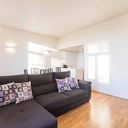 Modern 2Br Duplex Downtown By Art District By Lovelystay OOporto Esterno foto