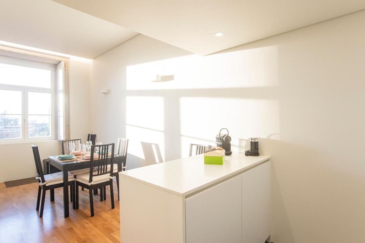 Modern 2Br Duplex Downtown By Art District By Lovelystay OOporto Esterno foto