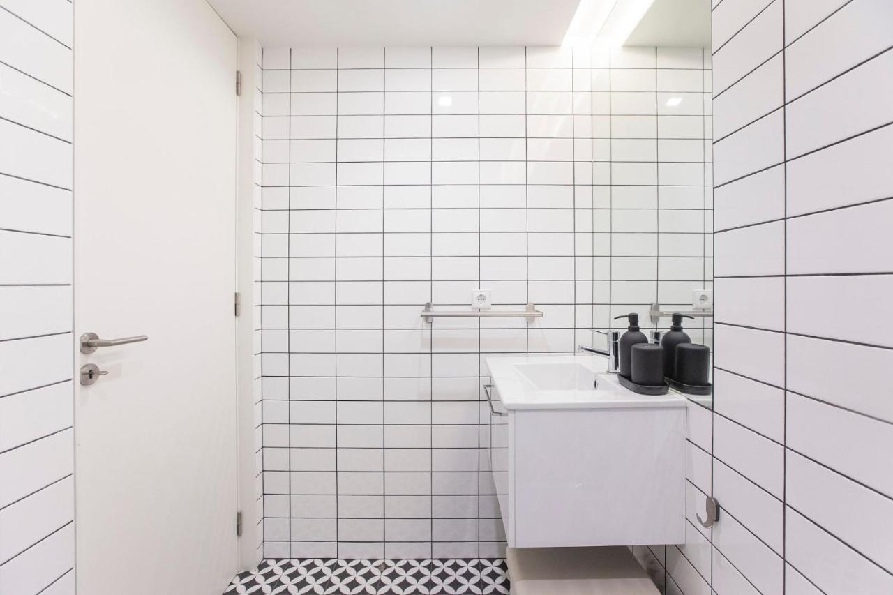 Modern 2Br Duplex Downtown By Art District By Lovelystay OOporto Esterno foto
