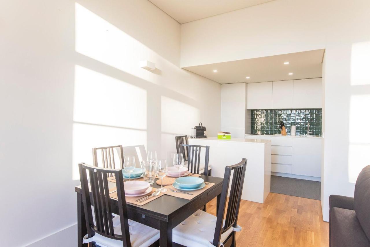 Modern 2Br Duplex Downtown By Art District By Lovelystay OOporto Esterno foto